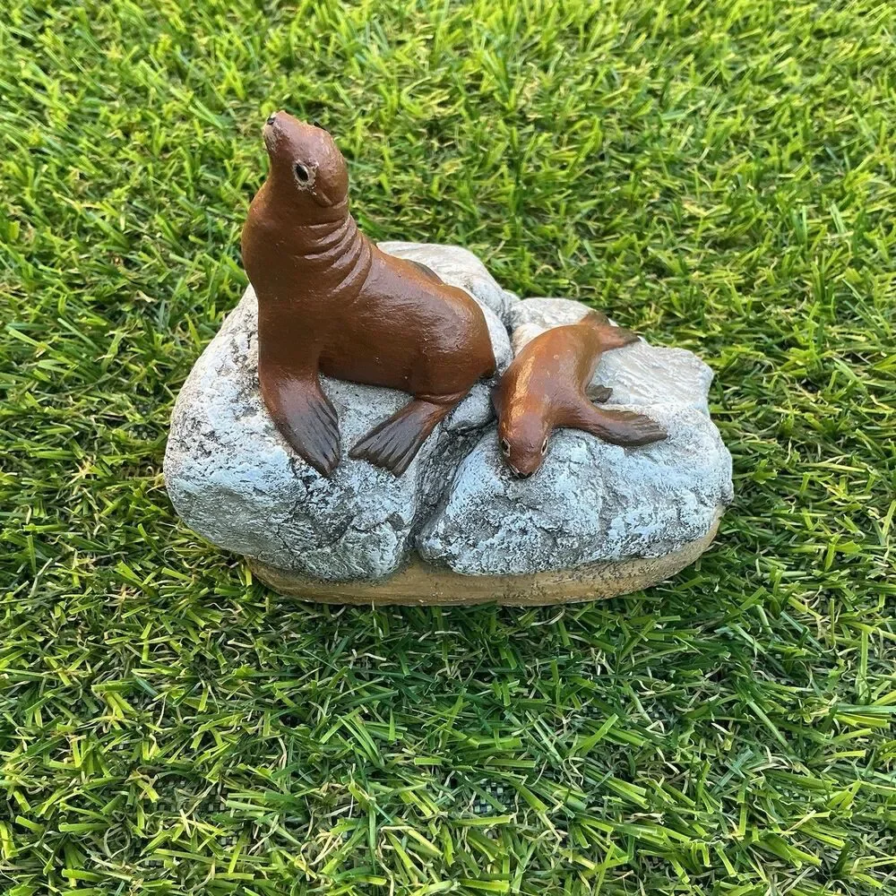 International One World Creations Phil Schmidt Seal Sea Lion Figurines Lot of 2